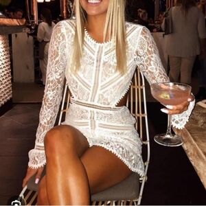 New For Love And Lemons White Lace Mini Dress with Long Sleeves Size Medium